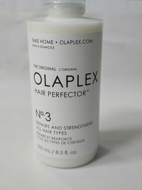 OLAPLEX No.3 Hair Perfector Repairing Treatment